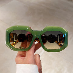 Trendy Oversized Polygon Sunglasses for Street Style